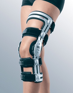 Коленный ортез M.4 AGR от ТМ Medi